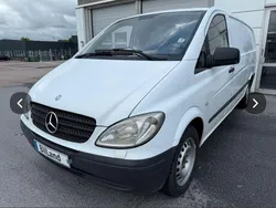 Weiß Gebraucht 2010 Mercedes Vito Van / Kleinbus | 5.700 € (Guter Preis)