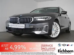 Grau Gebraucht 2022 BMW 520 Luxury Line Limousine | 33.650 € (Fairer Preis)