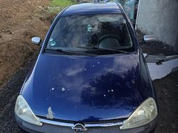 Blau Gebraucht 2003 Opel Corsa Kleinwagen | 700 € (Guter Preis)