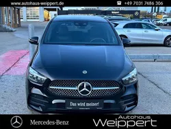 Unilack nachtschwarz Gebraucht 2023 Mercedes B250e AMG line Van / Kleinbus | 41.890 €