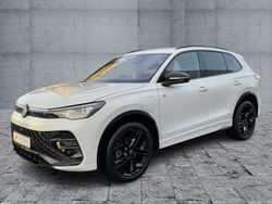 Weiß Neu 2025 VW Tiguan Style SUV | 62.970 €