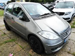 Grau Gebraucht 2006 Mercedes A180 Limousine | 1.999 € (Etwas zu teuer)