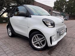 Schwarz Gebraucht 2022 Smart ForTwo Electric Drive Kleinwagen | 11.990 € (Fairer Preis)