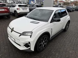 Weiß Neu 2025 Renault R5 Komfort Kleinwagen | 32.690 € (Fairer Preis)