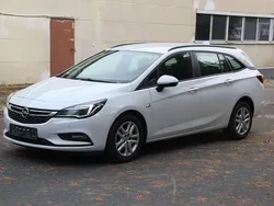 Weiss Gebraucht 2018 Opel Astra Business Kombi | 3.333 € (Etwas zu teuer)