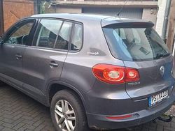 Grau Gebraucht 2011 VW Tiguan Trendline SUV | 11.500 € (Fairer Preis)