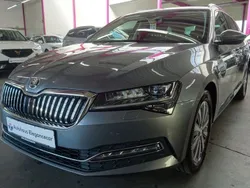 Grau Gebraucht 2022 Skoda Superb Style Limousine | 28.649 € (Teuer)