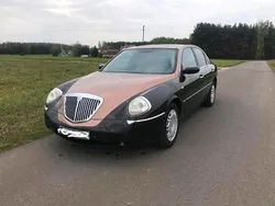 Braun Gebraucht 2003 Lancia Thema Limousine | 3.100 €