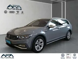 Mondsteingrau Gebraucht 2022 VW Passat Alltrack Kombi | 29.646 € (Guter Preis)