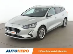 Silber Gebraucht 2020 Ford Focus Titanium Limousine | 19.340 € (Fairer Preis)