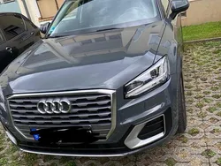 Grau Gebraucht 2019 Audi Q2 SUV | 24.499 € (Teuer)
