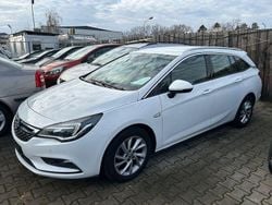 Weiß Gebraucht 2018 Opel Astra Kombi | 5.999 € (Guter Preis)