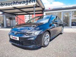 Deep black perleffekt Gebraucht 2023 VW Golf VIII R-line Limousine | 26.990 € (Guter Preis)