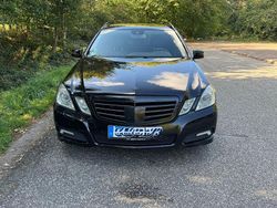 Schwarz Gebraucht 2010 Mercedes E350 Limousine | 8.890 € (Fairer Preis)