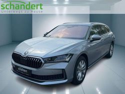 Pebble silber metallic (grau) metallic Neu 2025 Skoda Superb Selection Kombi | 34.770 € (Superpreis)