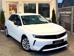 Weiß Gebraucht 2023 Opel Astra Elegance Limousine | 20.690 € (Guter Preis)
