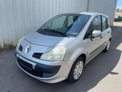 Grau Gebraucht 2008 Renault Grand Modus Authentique Van / Kleinbus | 2.990 € (Guter Preis)