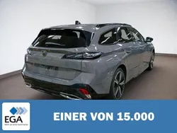 Grau metallic Gebraucht 2024 Peugeot 308 GT Kombi | 23.610 € (Superpreis)