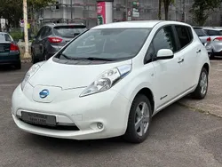 Weiß Gebraucht 2015 Nissan Leaf Acenta Kleinwagen | 6.990 € (Fairer Preis)