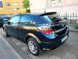 Schwarz Gebraucht 2008 Opel Astra GTC Eco Coupé | 2.500 €