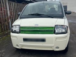 Grau Gebraucht 2006 Microcar MC1 Kleinwagen | 3.200 €