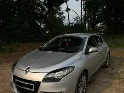 Silber Gebraucht 2011 Renault Mégane GT Line GT-Line Limousine | 3.600 €