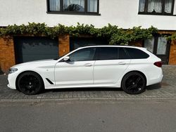 Weiß Gebraucht 2020 BMW 530 Shadowline Kombi | 39.500 € (Teuer)