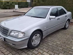 Mercedes 180
