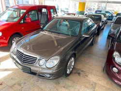 Grau Gebraucht 2008 Mercedes E280 Limousine | 10.999 € (Teuer)