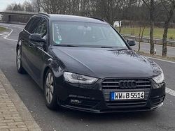Schwarz Gebraucht 2015 Audi A4 Kombi | 10.000 € (Superpreis)