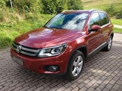 Rot Gebraucht 2012 VW Tiguan Style SUV | 13.499 € (Teuer)