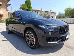 Schwarz Gebraucht 2017 Maserati Levante SUV | 21.900 €