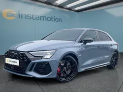 Grau Gebraucht 2024 Audi RS3 Sportback Kleinwagen | 60.199 € (Etwas zu teuer)