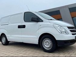 Weiß Gebraucht 2010 Hyundai H-1 Van / Kleinbus | 5.700 € (Superpreis)