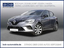 Dolomitgrau (grau) Gebraucht 2022 Renault Clio V Equilibre Limousine | 12.888 € (Fairer Preis)