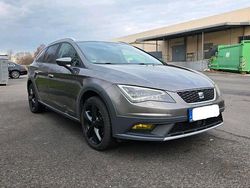 Grau Gebraucht 2014 Seat Leon X-Perience 4Drive Kombi | 9.000 € (Fairer Preis)