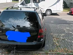Schwarz Gebraucht 2002 VW Golf IV Kombi | 5.000 €
