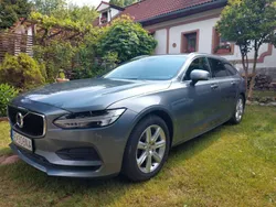 Grau Gebraucht 2019 Volvo V90 Momentum Kombi | 17.590 € (Guter Preis)