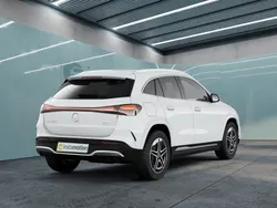 Weiß Gebraucht 2024 Mercedes EQA350 AMG SUV | 44.785 € (Etwas zu teuer)