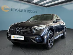 Grau Gebraucht 2024 Mercedes GLC300e SUV | 67.999 €