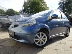 Blau Gebraucht 2008 Toyota Aygo Team Kleinwagen | 1.390 € (Fairer Preis)