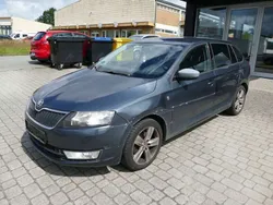 Grau Gebraucht 2014 Skoda Rapid Drive Kombi | 3.990 €