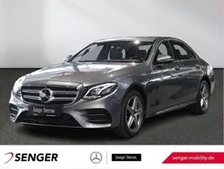 Grau Gebraucht 2020 Mercedes E300 AMG Limousine | 33.970 € (Guter Preis)