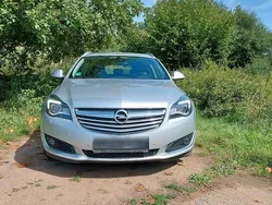 Silber Gebraucht 2015 Opel Insignia Kombi | 9.000 € (Fairer Preis)