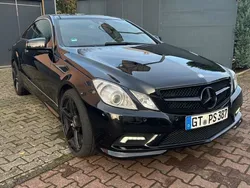 Schwarz Gebraucht 2010 Mercedes E500 AMG Coupé | 12.500 € (Superpreis)