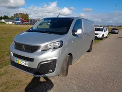 Grau Gebraucht 2017 Peugeot Expert Premium Van | 8.400 € (Guter Preis)