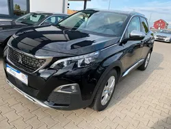 Schwarz Gebraucht 2019 Peugeot 3008 Crossway Kombi | 18.000 € (Fairer Preis)