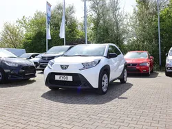 Gebraucht 2022 Toyota Aygo Play Kleinwagen | 12.990 €
