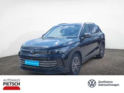 Schwarz Gebraucht 2024 VW Tiguan Elegance SUV | 40.840 € (Etwas zu teuer)