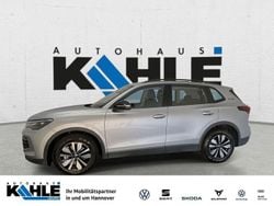 Silber Gebraucht 2024 VW Tiguan Life SUV | 36.690 € (Fairer Preis)